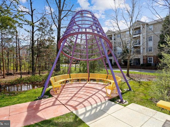12953 Centre Park Circle 222, Herndon VA 20171