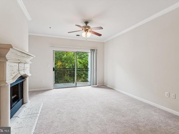 12953 Centre Park Circle 222, Herndon VA 20171