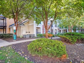 12953 Centre Park Circle 222, Herndon VA 20171