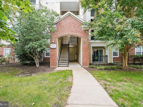 12953 Centre Park Circle 222, Herndon VA 20171
