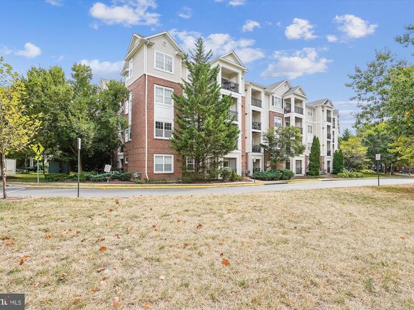 12953 Centre Park Circle 222, Herndon VA 20171
