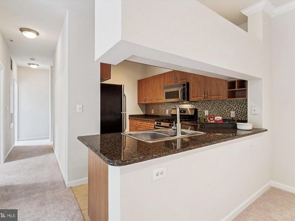 12953 Centre Park Circle 222, Herndon VA 20171