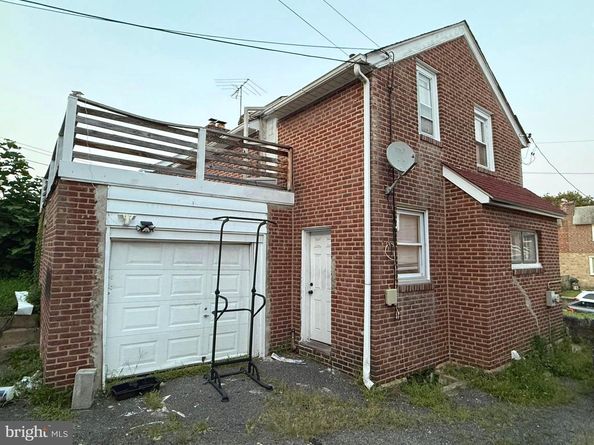 240 Glendale Road, Upper Darby PA 19082