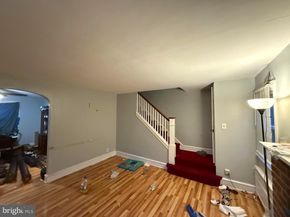 240 Glendale Road, Upper Darby PA 19082