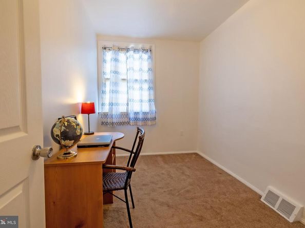 6019 N Warnock Street, Philadelphia PA 19141