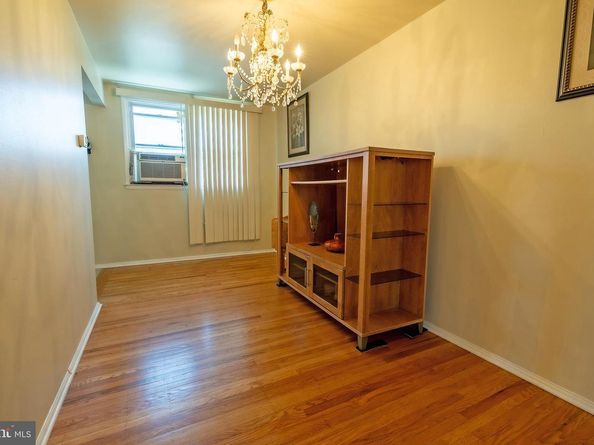6019 N Warnock Street, Philadelphia PA 19141