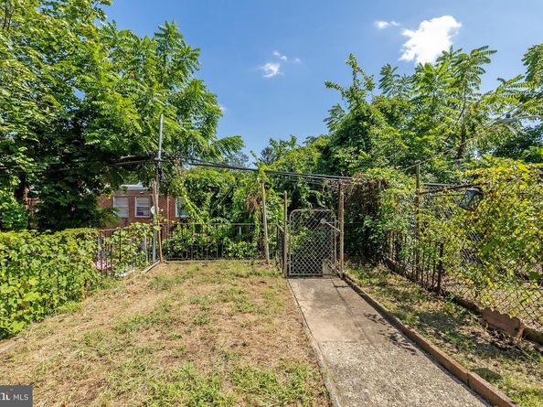 6019 N Warnock Street, Philadelphia PA 19141