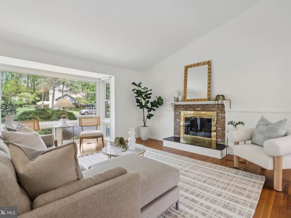 8300 Tomlinson Avenue, Bethesda MD 20817