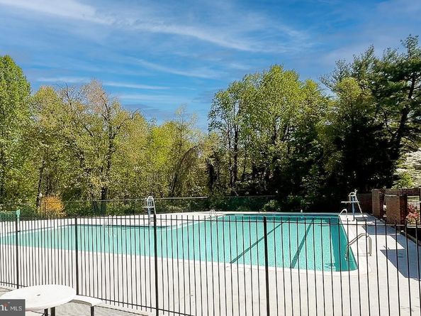 7640 Provincial Drive 214, Mclean VA 22102