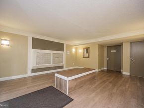 7640 Provincial Drive 214, Mclean VA 22102