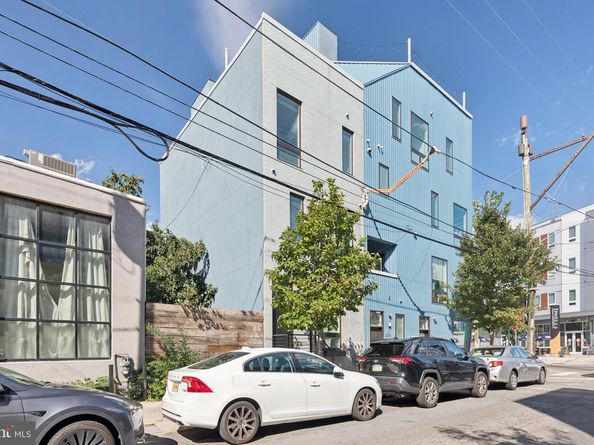 231 W Thompson Street, Philadelphia PA 19122