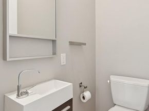 231 W Thompson Street, Philadelphia PA 19122