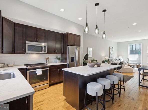 231 W Thompson Street, Philadelphia PA 19122