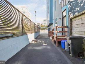 231 W Thompson Street, Philadelphia PA 19122