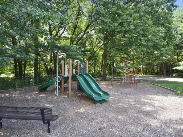 2757 Stone Hollow Drive, Vienna VA 22180