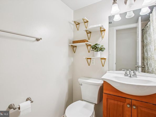 2757 Stone Hollow Drive, Vienna VA 22180