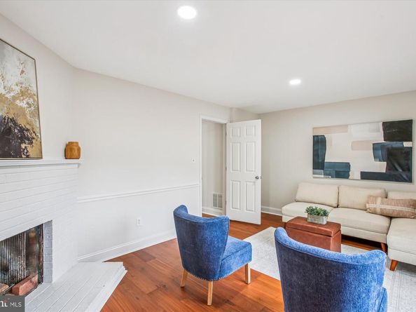 2757 Stone Hollow Drive, Vienna VA 22180