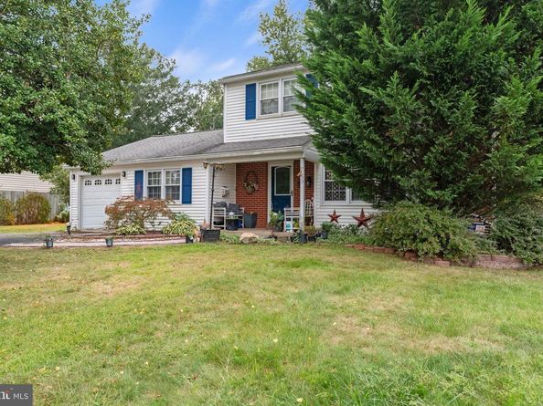 413 Alden Avenue, Morrisville PA 19067