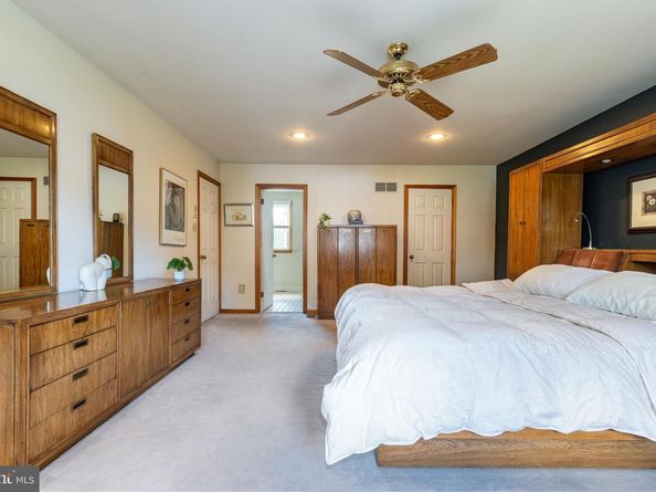 428 Fox Hollow Drive, Feasterville Trevose PA 19053