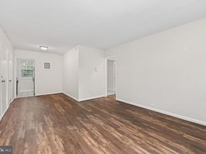 4307 2nd Road N 43074, Arlington VA 22203