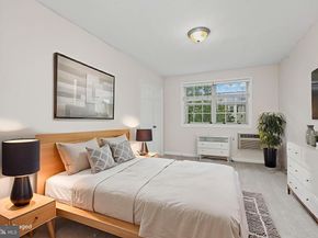 4307 2nd Road N 43074, Arlington VA 22203