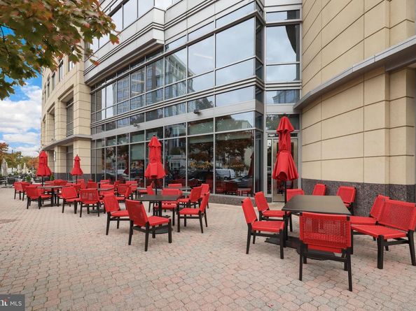 4307 2nd Road N 43074, Arlington VA 22203