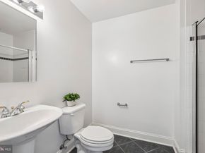 11776 Stratford House Place 1103, Reston VA 20190