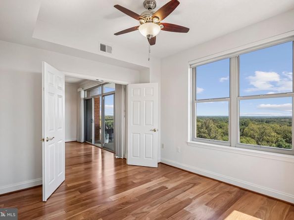 11776 Stratford House Place 1103, Reston VA 20190