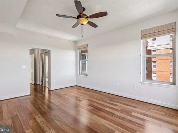11776 Stratford House Place 1103, Reston VA 20190