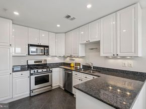 11776 Stratford House Place 1103, Reston VA 20190