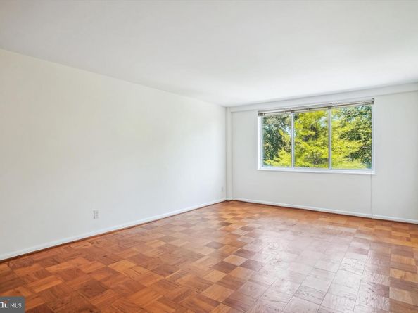 4977 Battery Lane 1319, Bethesda MD 20814