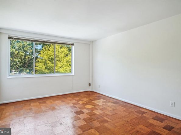 4977 Battery Lane 1319, Bethesda MD 20814