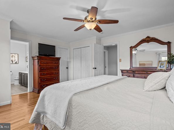 96 Sutphin Pines, Yardley PA 19067