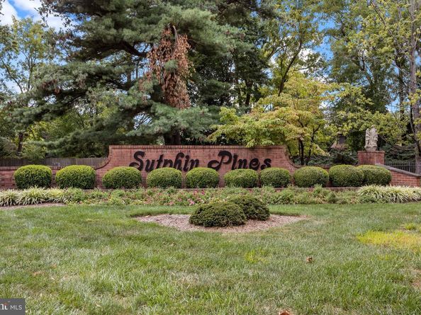 96 Sutphin Pines, Yardley PA 19067