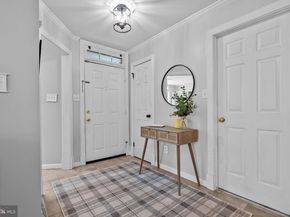 96 Sutphin Pines, Yardley PA 19067