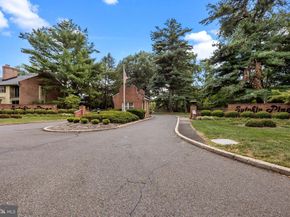 96 Sutphin Pines, Yardley PA 19067