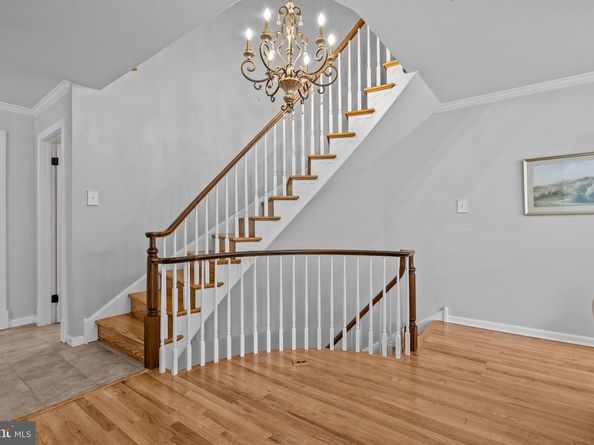 96 Sutphin Pines, Yardley PA 19067