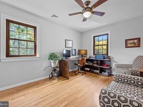 96 Sutphin Pines, Yardley PA 19067