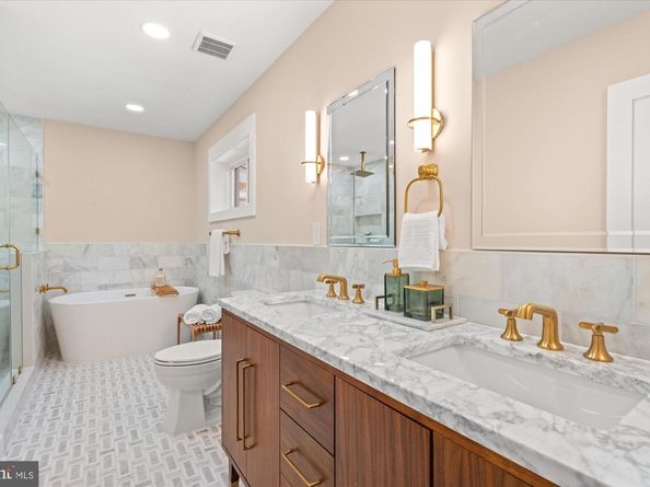 6125 Overlea Road, Bethesda MD 20816