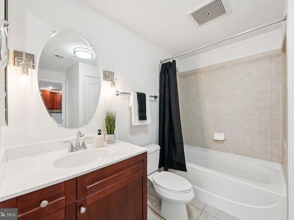 1111 11TH Street NW 901, Washington DC 20001