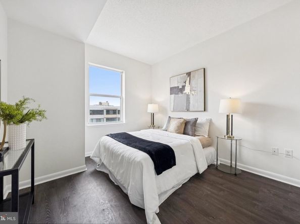 1111 11TH Street NW 901, Washington DC 20001