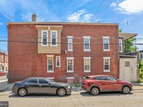 2742 W Montgomery Avenue, Philadelphia PA 19121