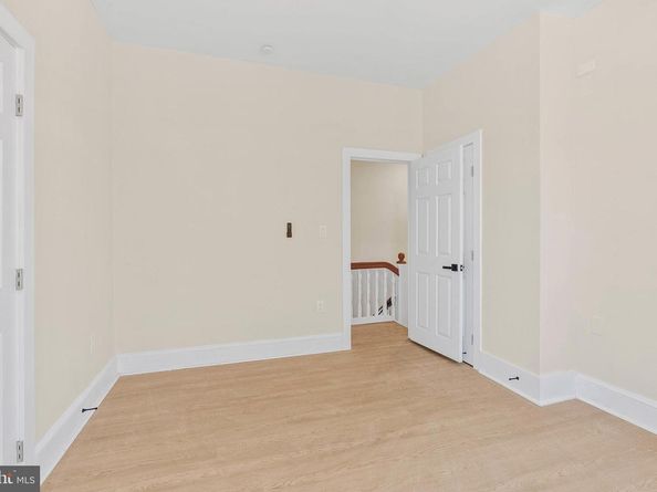 2742 W Montgomery Avenue, Philadelphia PA 19121