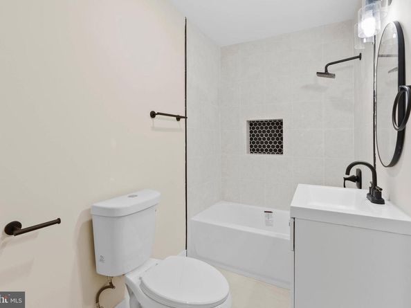 2742 W Montgomery Avenue, Philadelphia PA 19121