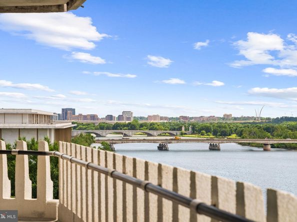 2700 Virginia Ave NW 1101, Washington DC 20037