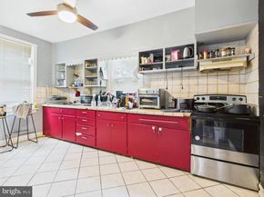 4073 Ford Road, Philadelphia PA 19131