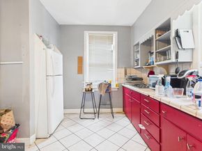 4073 Ford Road, Philadelphia PA 19131
