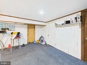 4073 Ford Road, Philadelphia PA 19131