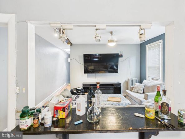 4073 Ford Road, Philadelphia PA 19131