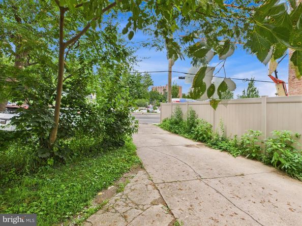 4073 Ford Road, Philadelphia PA 19131